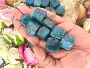 Blue apatite mini crystal cube - blue apatite cube - apatite mini cube - small