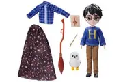 Wizarding World Harry Potter, 8-inch Harry Potter Doll Gift Set with Invisibility Cloak and 5 Doll Accessories, Kids Toys for Ages 6 and up