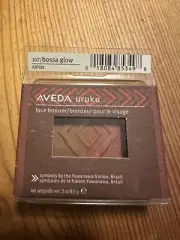Aveda Boss’s Glow Face Accent Bronzer