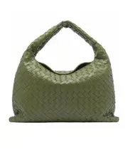 Woven Handbag One size green
