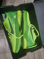 Size 11 - Kobe 6 Proto Grinch 2020