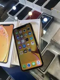 在飛比找旋轉拍賣優惠-近全新iphone Xr 開通沒多久