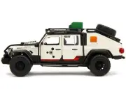 Jada 34465 Jeep Gladiator Pickup Truck with Equipment Shell 1/32 Diecast Model