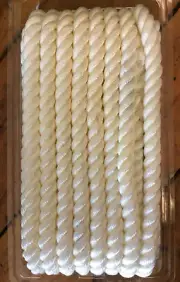 Seachoice 3-Strand Twisted Boat Nylon Dock Line Rope Clam 3/4" x 50' White 42651
