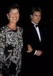 Tom Cruise & mother 1989 Old Photo