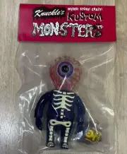 HEADLOCK STUDIO : SOFUBI MONSTER TOYS OCULUS BEATNIK BONE VERSION NEW
