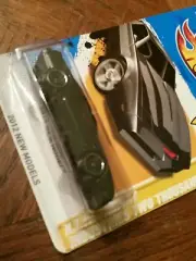 HOT WHEELS 2012 K.I.T.T. INDUSTRIES 2 THOUSAND KNIGHT RIDER 2012