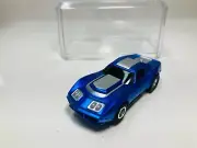 AFX tras CANDY BLUE CORVETTE AW Chassis & Display case Aurora NEW!