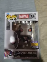 Funko POP! MARVEL - Spider-man Bug-Eyes Armor #1067 - 2022 Winter Con Near MINT!