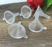 10Pcs Small Plastic Funnels Healty and Beauty Supply Perfumes Transfer Tools