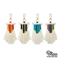 在飛比找momo購物網優惠-【Bliss BKK】彩色旗流蘇編織吊飾 包包搭配首選 鑰匙