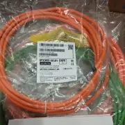 ONE New Siemens V90 power cable 6FX3002-5CL01-1AF0 5m FAST SHIP