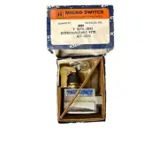 HONEYWELL MICRO SWITCH BZV6-2RN2 BZ 1NC/1NO SPDT Limit Switch Horizontal Roller