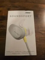 BOSE Soundsport Wireless Headphones & Bose Soundsport Charging Case NEW