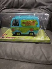 The Mystery Machine Scooby Doo 1:18 Diecast Metal Body 2003 Johnny Lightning NEW