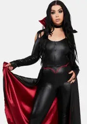 Plus Princess Of Darkness Vampire Costume