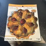 NEW Thanksgiving Leaves & Acorn Pie Crust Cutter Celebrate It New