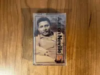 在飛比找Yahoo!奇摩拍賣優惠-Aaron Neville 大粒墨 磁帶 卡帶 Warm Y