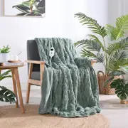 Dreamaker 500gsm Faux Fur Heated Throw Leaf