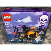 LEGO Seasonal Halloween Haunt Building Set (NWT)