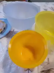 TUPPERWARE 3 PC WONDERLIER BOWL SET BEAUTIFUL CLORS NEW