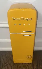 Veuve Clicquot Champagne Clicquot Fridge Smeg Cooler Limited Edition Rare