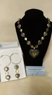 Native American Handmade Jewlery - Aimee's Amazing Amulets - Bear Print Heart