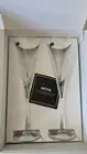NIB Hoya Lily of the Valley Champagne Flutes (2) CYH046KP