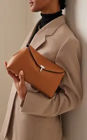 [Toteme] T-Lock Leather Clutch