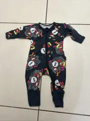 BONDS ZIP WONDERSUIT SZ 0000 DRUMS BNWT (D16