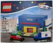 40144 BRICKTOBER TOYS "R" US STORE tru exclusive lego legos set 2015 NEW october