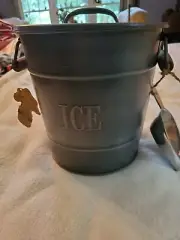 GARDENERS EDEN Metal Ice Bucket w/Lid and Ice Scooper 10" w/Wood Handles NWT