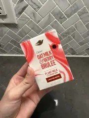 NEW Dove Oat Milk & Berry Brûlée Plant Milk Cleansing Bar, 5 oz