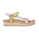 Reef Cushion Rem Hi Sandals – Women’s Platform Flip-Flops with Arch Support and