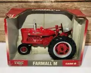 Ertl Farmall M Farm Tractor McCormick MCI Case 1/16th scale die-cast NIB 14524
