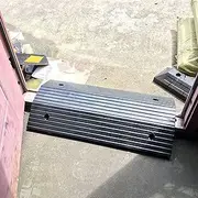 Rubber Threshold Ramp with Slip-Resistant Surface, Heavy Duty Wheelchair Ramp, Portable Curb Ramps for Cars/Scooter/Bike/Disabled Chair