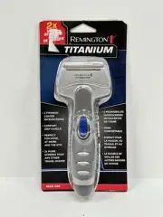 Remington Titanium Men's Shaver Battery Operated (MSC-140) New Sealed