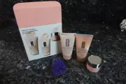 Clinique discover les incontournables new in box travel size