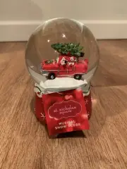 St. Nicholas Square Musical Snow Globe