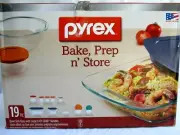 VTG USA MADE..19 PC..PYREX..BAKE, PREP N STORE / COOKWARE..SET..NEW in BOX