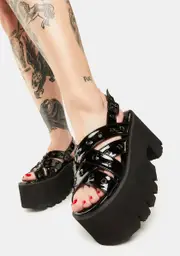 [Demonia] Patent Ashes-12 Platform Sandals