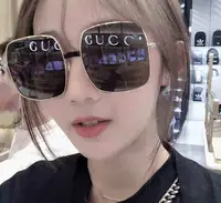 在飛比找Yahoo!奇摩拍賣優惠-美國代購 GUCCI 炫彩Logo墨鏡 太陽眼鏡