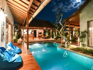 Luxury Villa Cakra