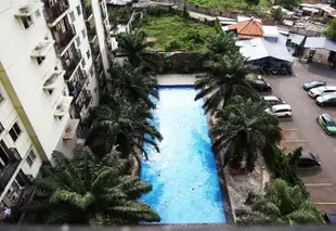 游泳池景觀 2 房勿加泗穆蒂亞拉飯店