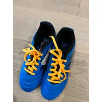 在飛比找蝦皮購物優惠-全新 adidas 兒童 草地足球釘鞋 足球鞋 藍色足球鞋