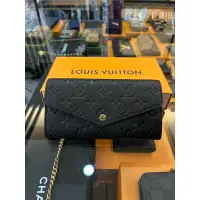 在飛比找蝦皮購物優惠-鹿晉歐美精品🦌 Louis Vuitton LV M8225