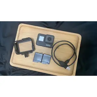 2024年還是超好用！Gopro7 GoPro hero 7二手，原廠充電線*1，原廠電池*2，原廠兔龍*1