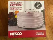 NESCO FD-37 Food Dehydrator, For Snacks, Fruit, Beef Jerky BRAND NEW