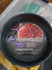 Wilton Perfect Results 9" x 2.75" Springform Pan Perfect Results Non Stick