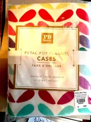 NWTPottery Barn Teen Petal Pop Flannel Bed Standard Pillowcases SET of 2 Shams